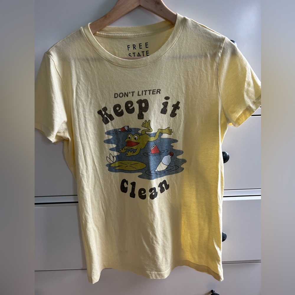 Free State “Keep It Clean” youth XL graphic tee